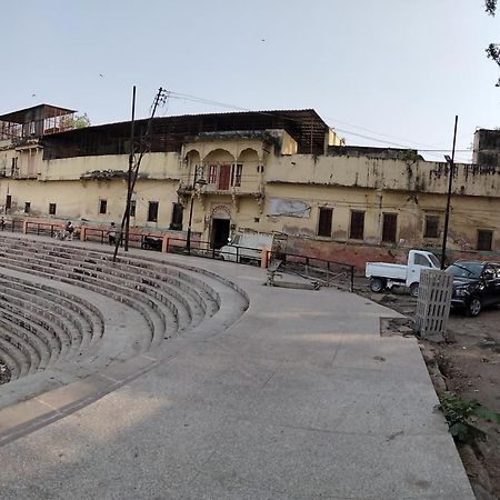 Shri Swami Sheetal Das Akhada B1-88 Assi , Near Pushkar Talab,Varanasi, Ashram Dharmshala Hotel ภายนอก รูปภาพ