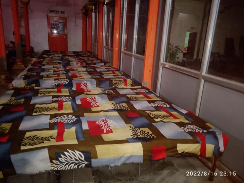 Shri Swami Sheetal Das Akhada B1-88 Assi , Near Pushkar Talab,Varanasi, Ashram Dharmshala Hotel ภายนอก รูปภาพ