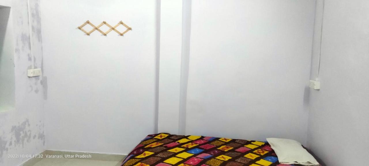 Shri Swami Sheetal Das Akhada B1-88 Assi , Near Pushkar Talab,Varanasi, Ashram Dharmshala Hotel ภายนอก รูปภาพ