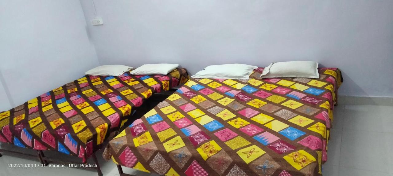 Shri Swami Sheetal Das Akhada B1-88 Assi , Near Pushkar Talab,Varanasi, Ashram Dharmshala Hotel ภายนอก รูปภาพ