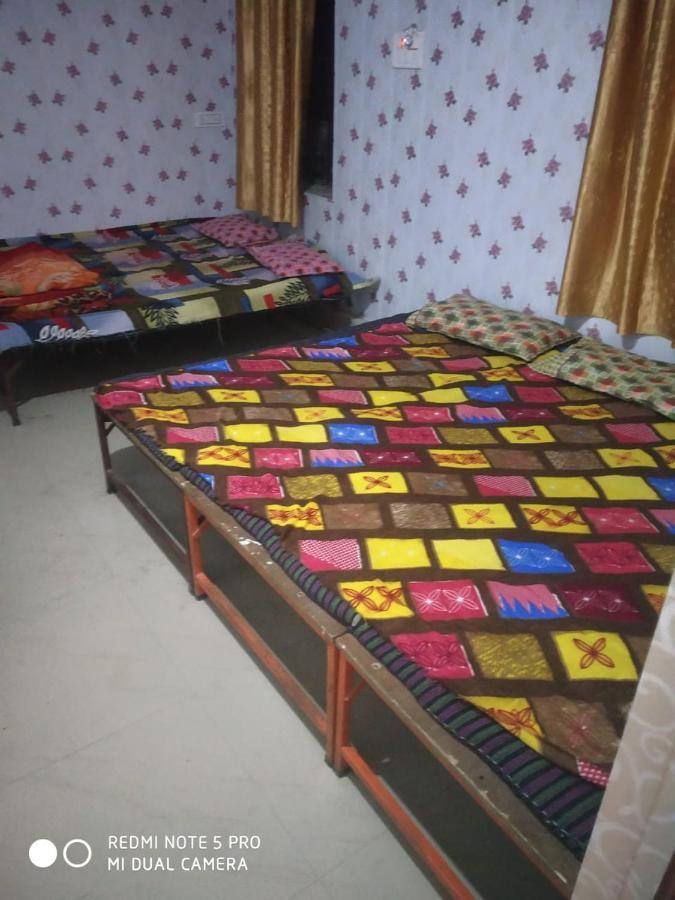 Shri Swami Sheetal Das Akhada B1-88 Assi , Near Pushkar Talab,Varanasi, Ashram Dharmshala Hotel ภายนอก รูปภาพ
