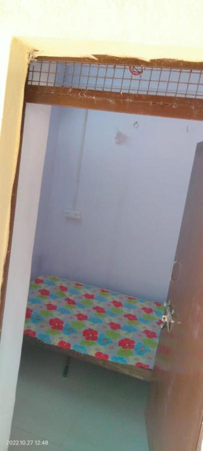 Shri Swami Sheetal Das Akhada B1-88 Assi , Near Pushkar Talab,Varanasi, Ashram Dharmshala Hotel ภายนอก รูปภาพ