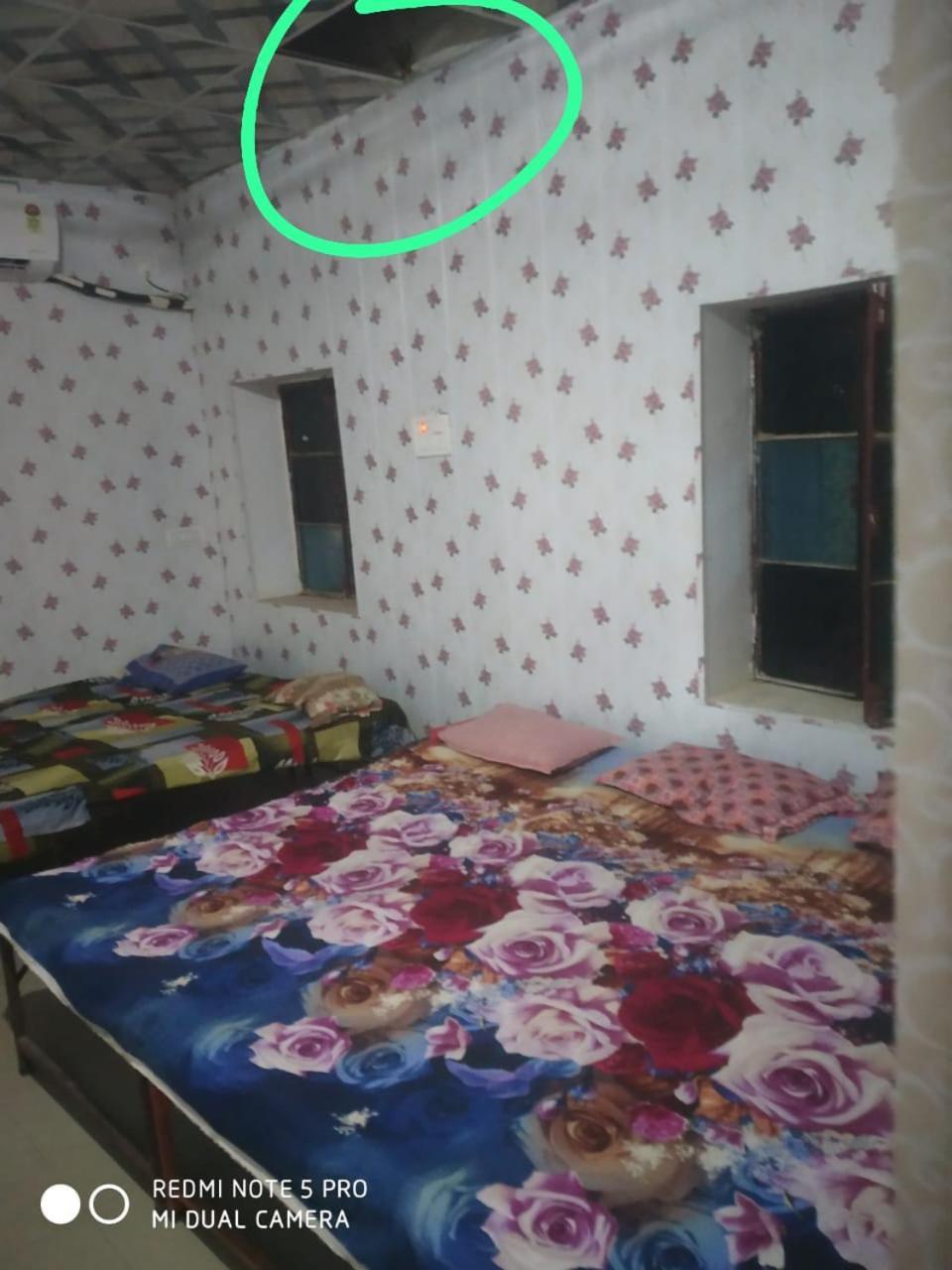 Shri Swami Sheetal Das Akhada B1-88 Assi , Near Pushkar Talab,Varanasi, Ashram Dharmshala Hotel ภายนอก รูปภาพ
